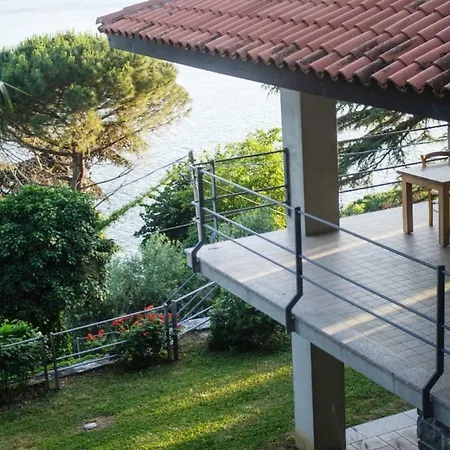 Ignatius Costal Road 8guests, Sea View, Private Parking * Trieste