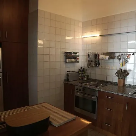 Ignatius Costal Road 8guests, Sea View, Private Parking *